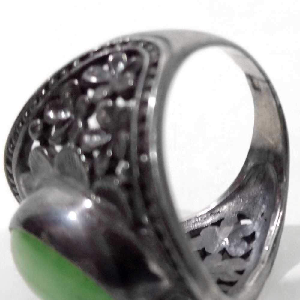 Antique Jade & Sterling Silver Filigree Ring- 6.5 - Picture 5 of 8